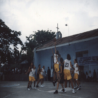 O-o!, sandali lang aalis muna ako..!!